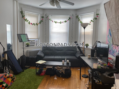 Fenway/kenmore Apartment for rent 1 Bedroom 1 Bath Boston - $3,300 No Fee