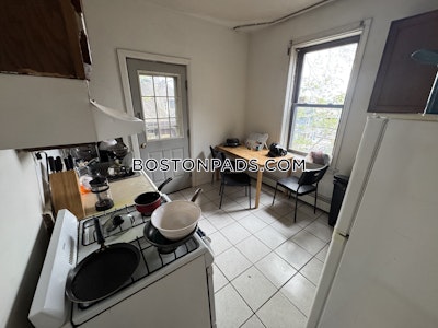 Allston 4 Beds 1 Bath Boston - $3,700