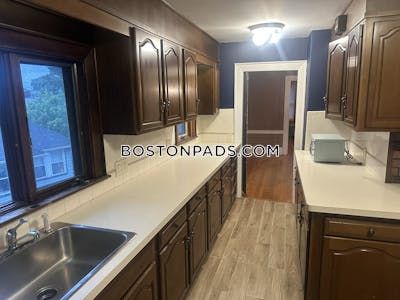 Watertown 2 bedroom 1 baths in WATERTOWN - $3,500