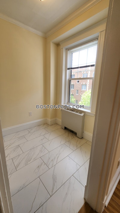 Cambridge Apartment for rent 1 Bedroom 1 Bath  Harvard Square - $3,120 No Fee