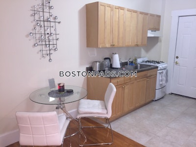 Cambridge 3 Beds 1 Bath  Porter Square - $3,700