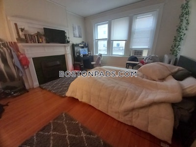 Allston 4 Beds 1 Bath Boston - $4,200