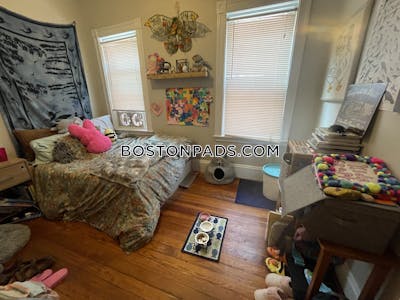 Brighton 4 Beds 1 Bath Boston - $3,500 50% Fee