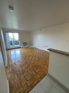 Brookline 2 bedroom 1.5 baths in BROOKLINE- BOSTON UNIVERSITY  Boston University - $3,800 No Fee