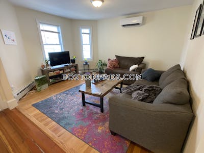 Somerville Apartment for rent 3 Bedrooms 1 Bath  Winter Hill - $3,600