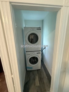 Cambridge Apartment for rent 3 Bedrooms 1 Bath Central Square/cambridgeport - $4,400 No Fee