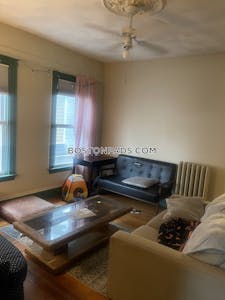 Somerville 3 Beds 1 Bath  Union Square - $4,100