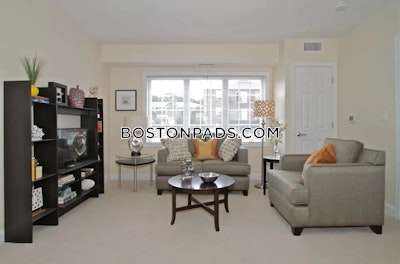 West Roxbury Apartment for rent 2 Bedrooms 1 Bath Boston - $3,150