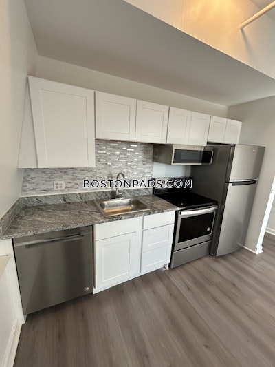 Natick Apartment for rent 2 Bedrooms 1 Bath - $2,650