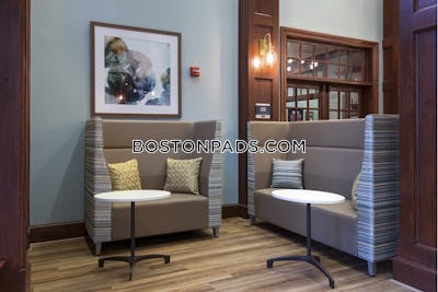 Foxborough Apartment for rent 1 Bedroom 1 Bath - $2,359